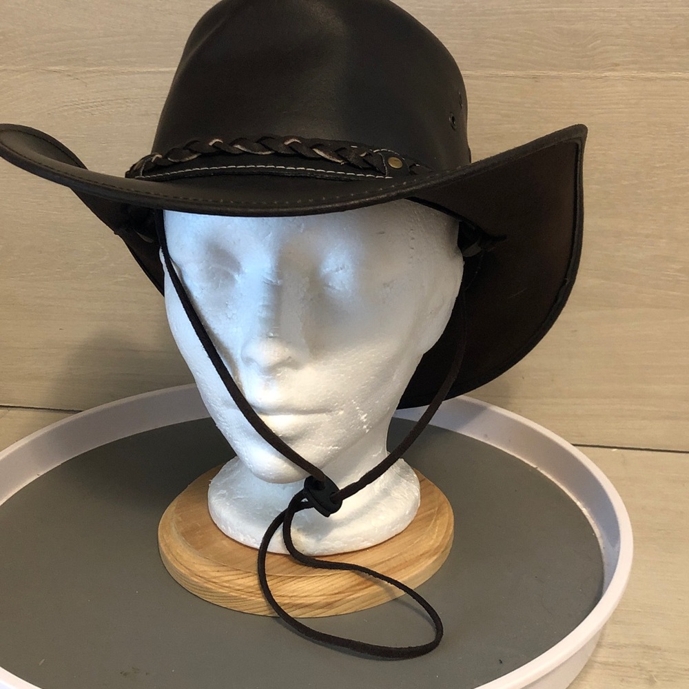 Eskay of New Zealand Leather Wagga Wagga Hat Adult XL with Strap Read Post